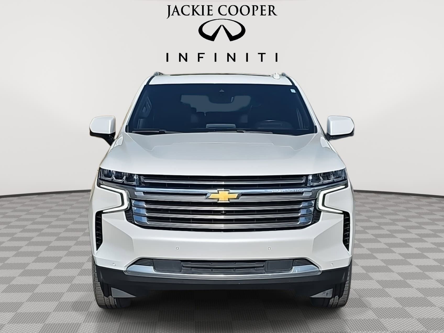 Used 2024 Chevrolet Tahoe High Country image 2