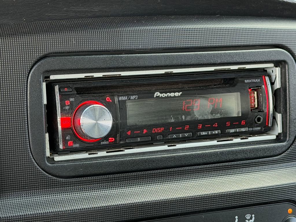 Used 2005 Dodge Ram 3500 Truck SLT image 24