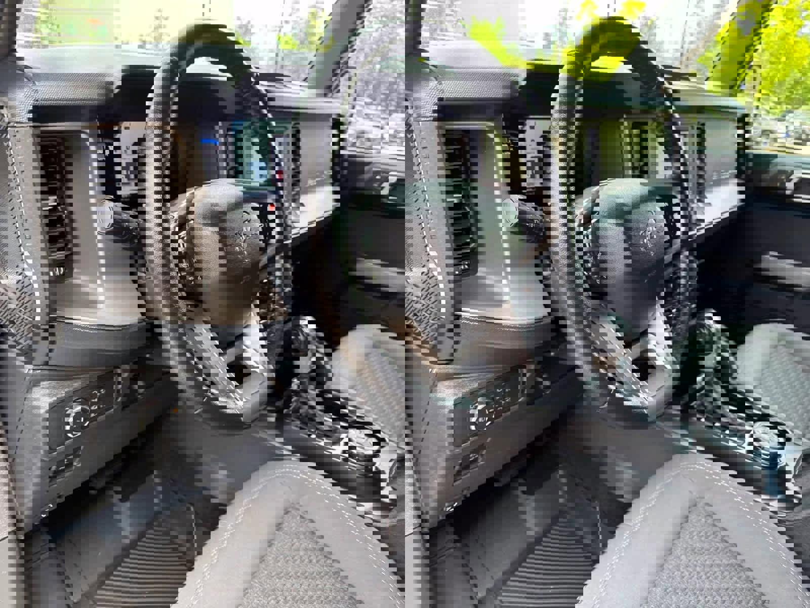 Used 2021 Ford Bronco Outer Banks image 17