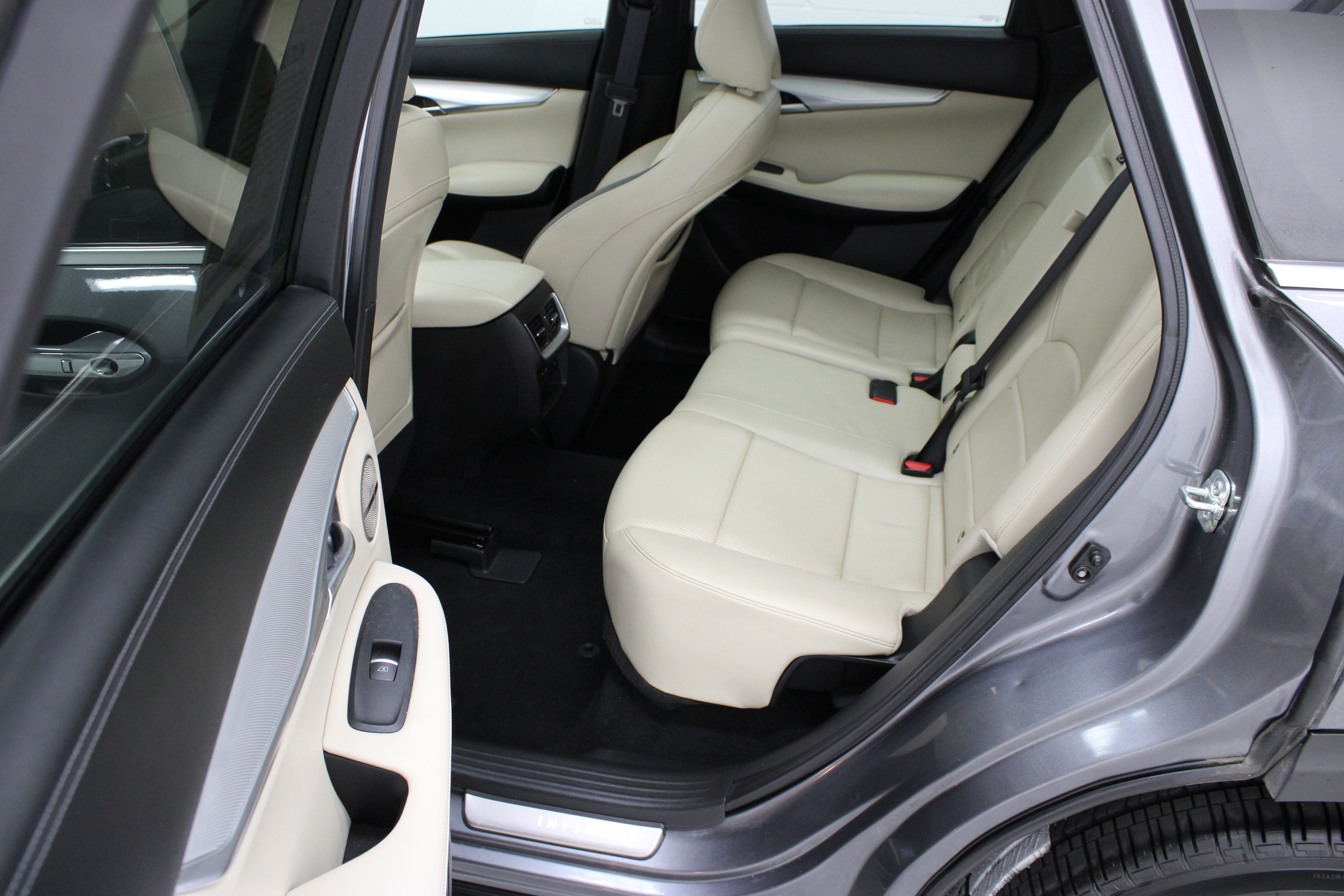 Used 2022 INFINITI QX50 Sensory FWD image 27