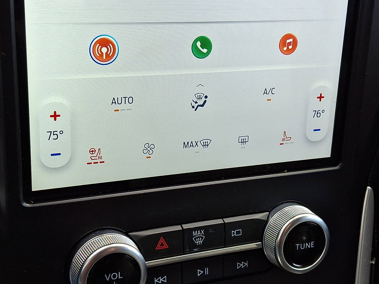 Certified 2024 Ford Edge SEL w/ Convenience Package image 16