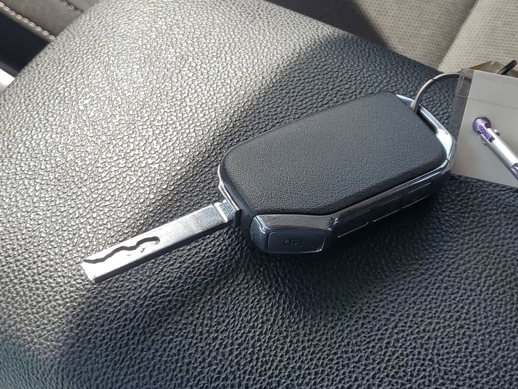 Used 2022 Kia Forte LXS image 27