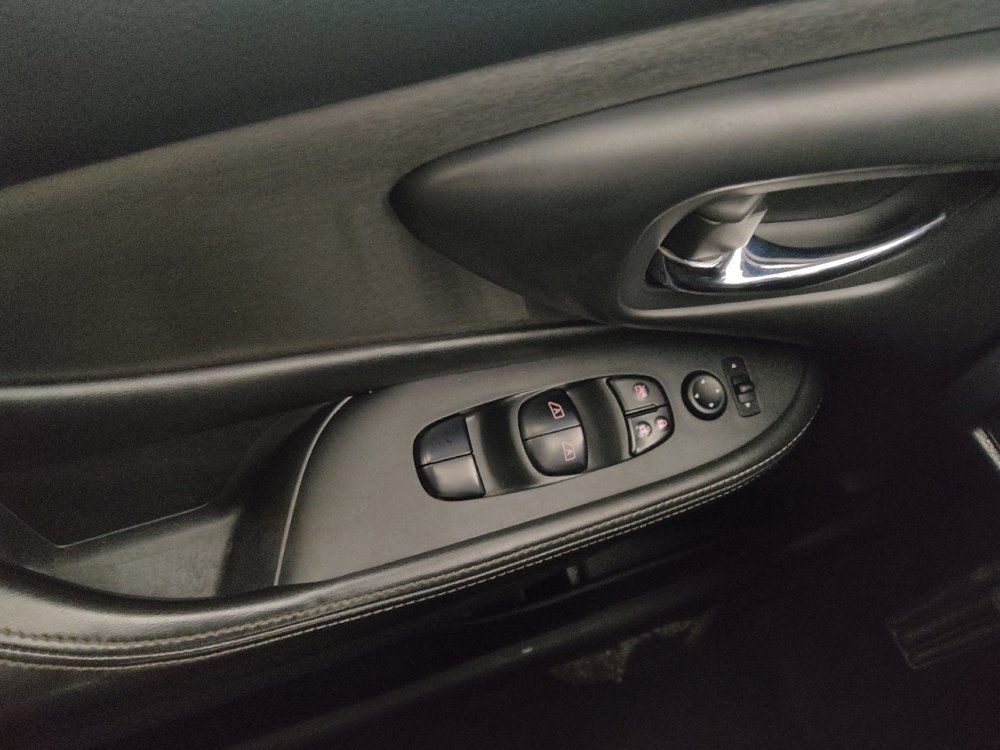 Used 2019 Nissan Murano S AWD/4WD image 27