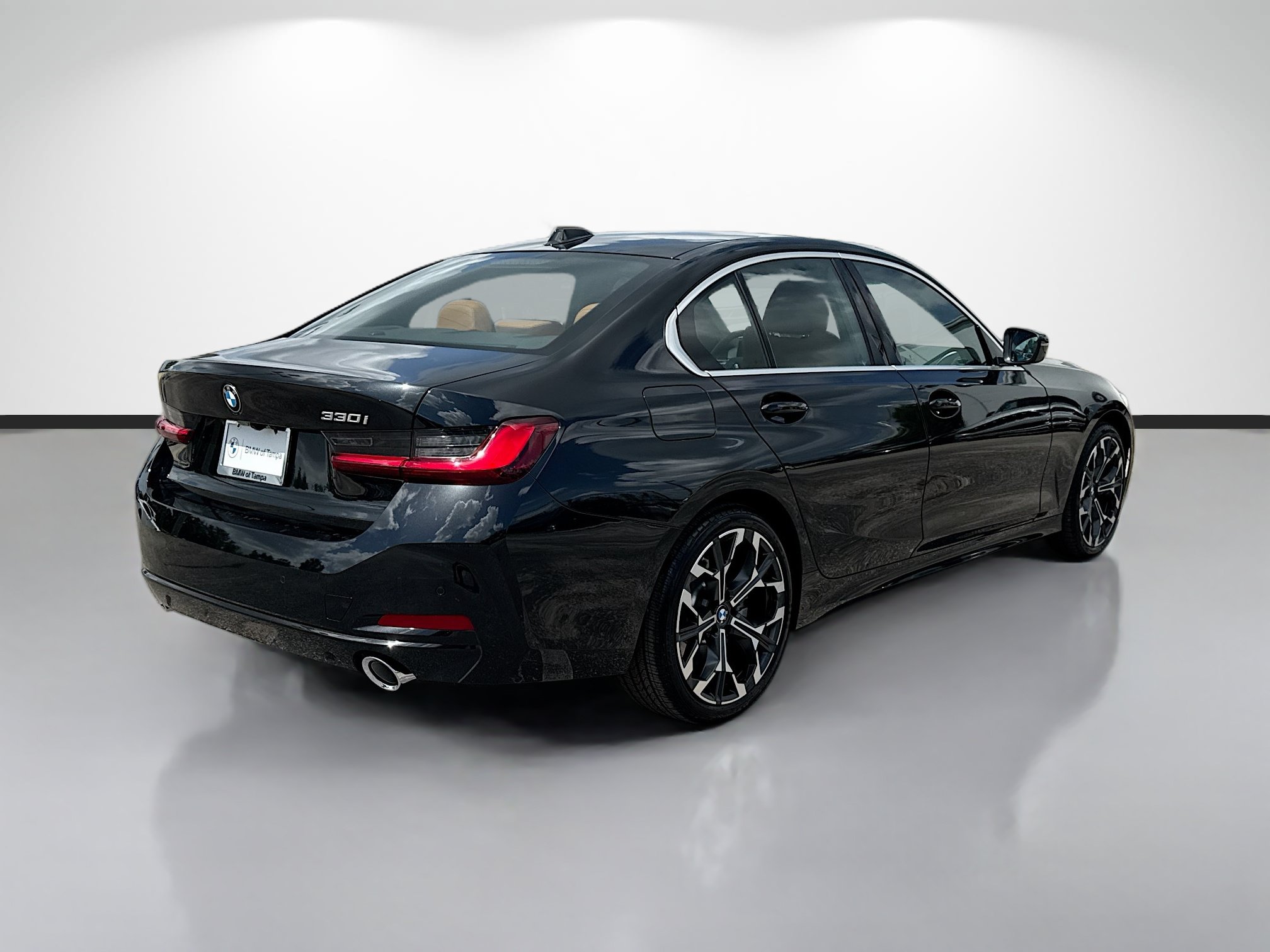 New 2026 BMW 330i Sedan w/ Convenience Package RWD image 3