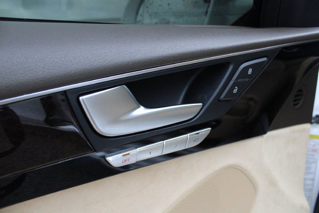 Used 2012 Audi A8 L 4.2 AWD/4WD image 8
