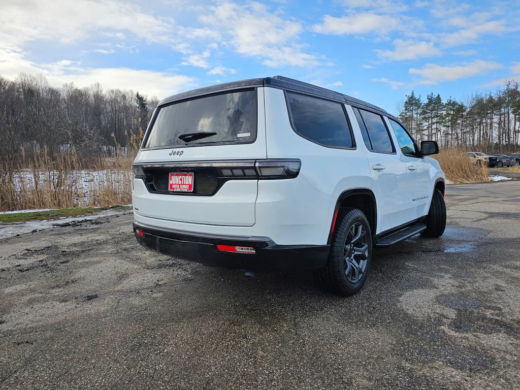 New 2026 Jeep Grand Wagoneer 4WD image 3