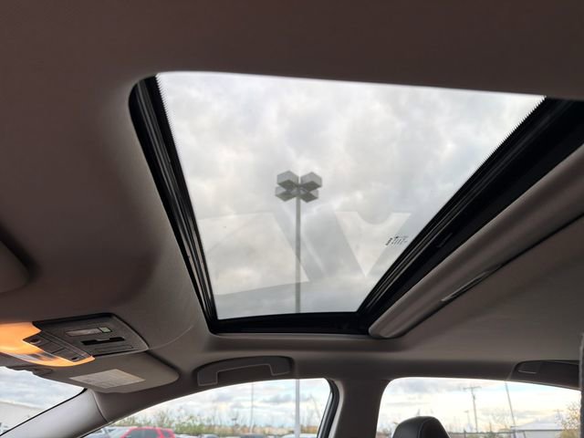 Used 2023 Nissan Altima 2.5 SR w/ SR Premium Package image 21