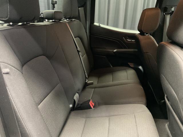 Used 2023 Chevrolet Colorado LT w/ LT Convenience Package image 12