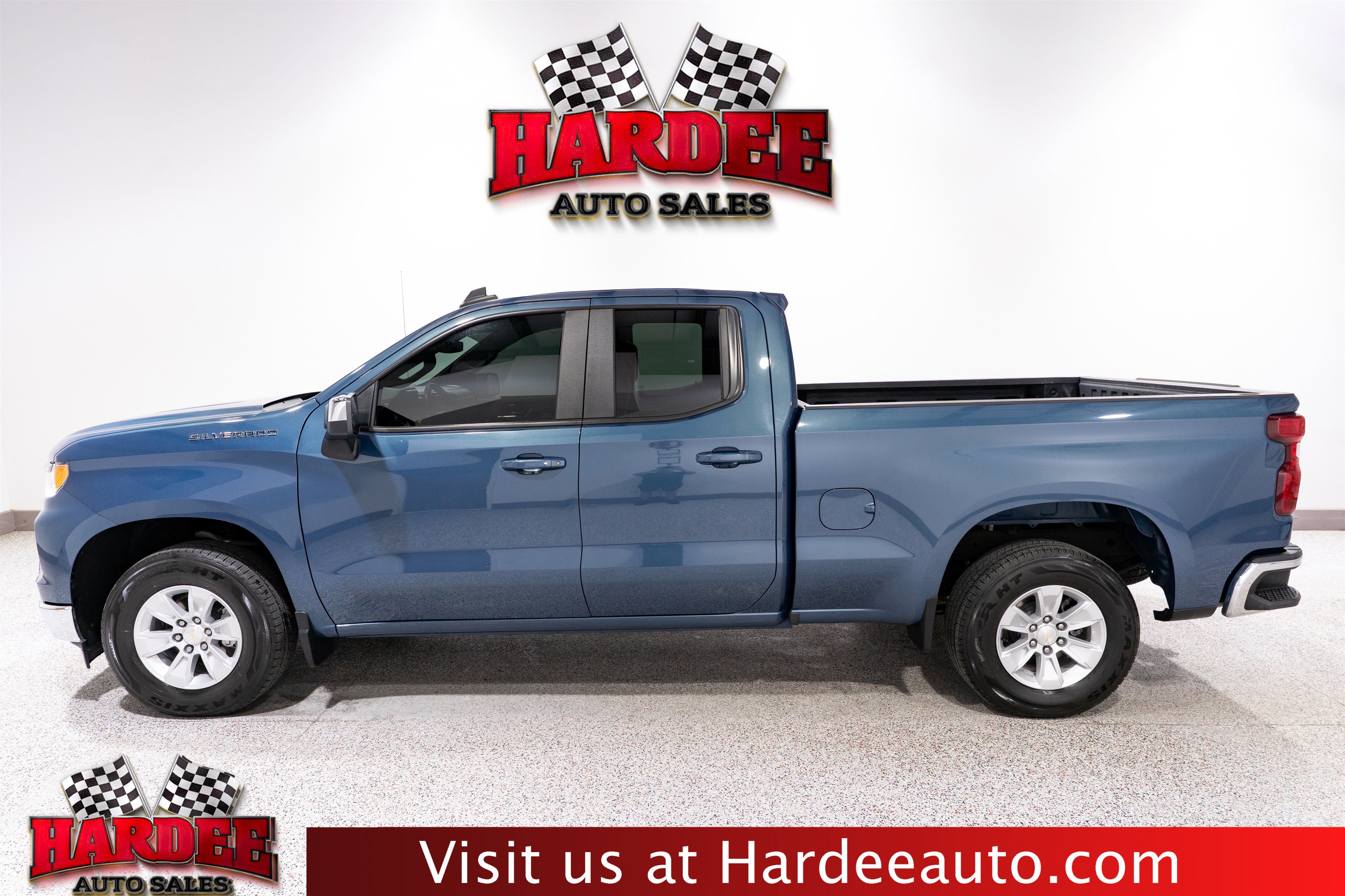 Used 2024 Chevrolet Silverado 1500 LT
