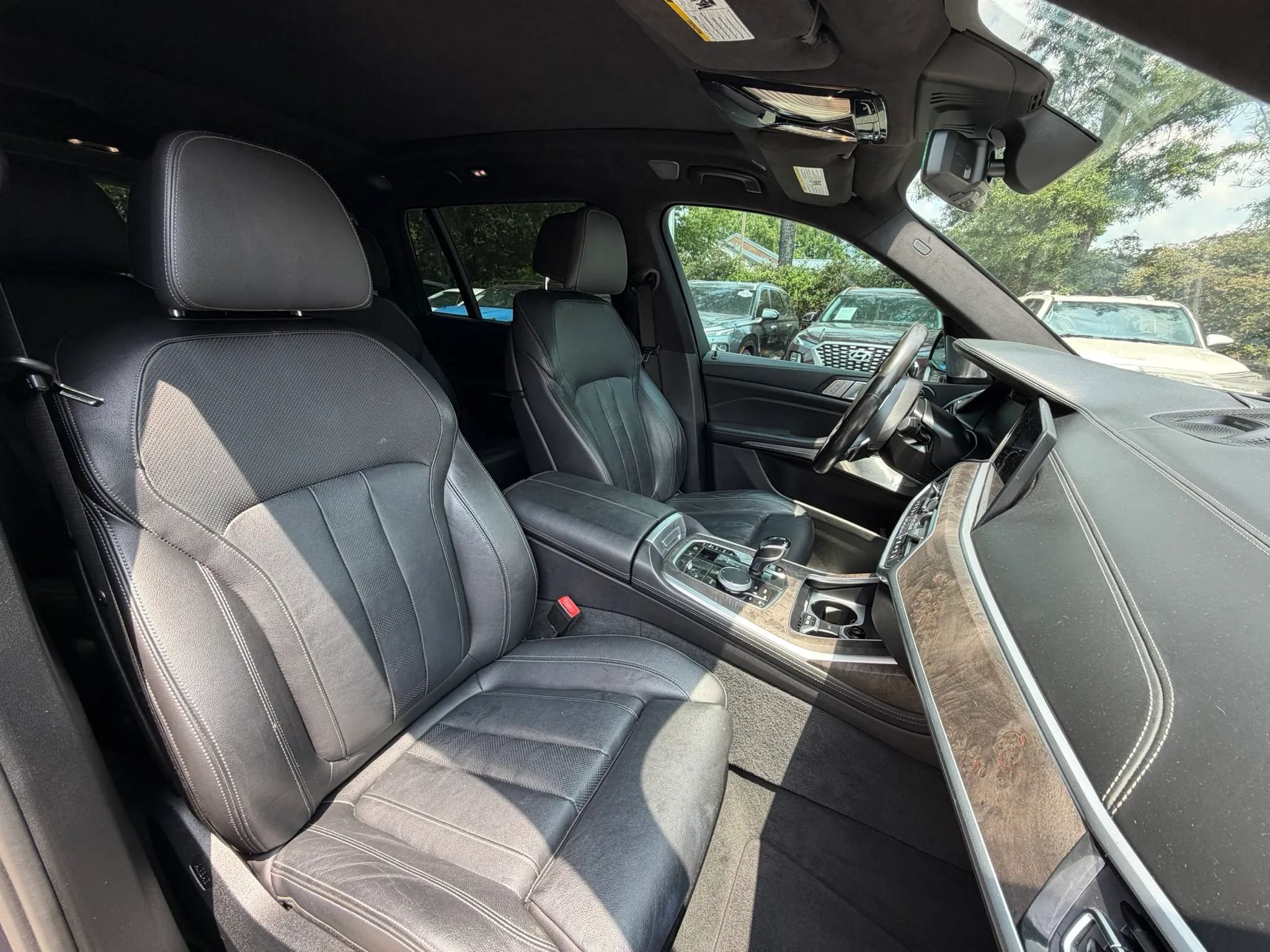 Used 2019 BMW X7 xDrive50i w/ Dynamic Handling Package AWD/4WD image 9