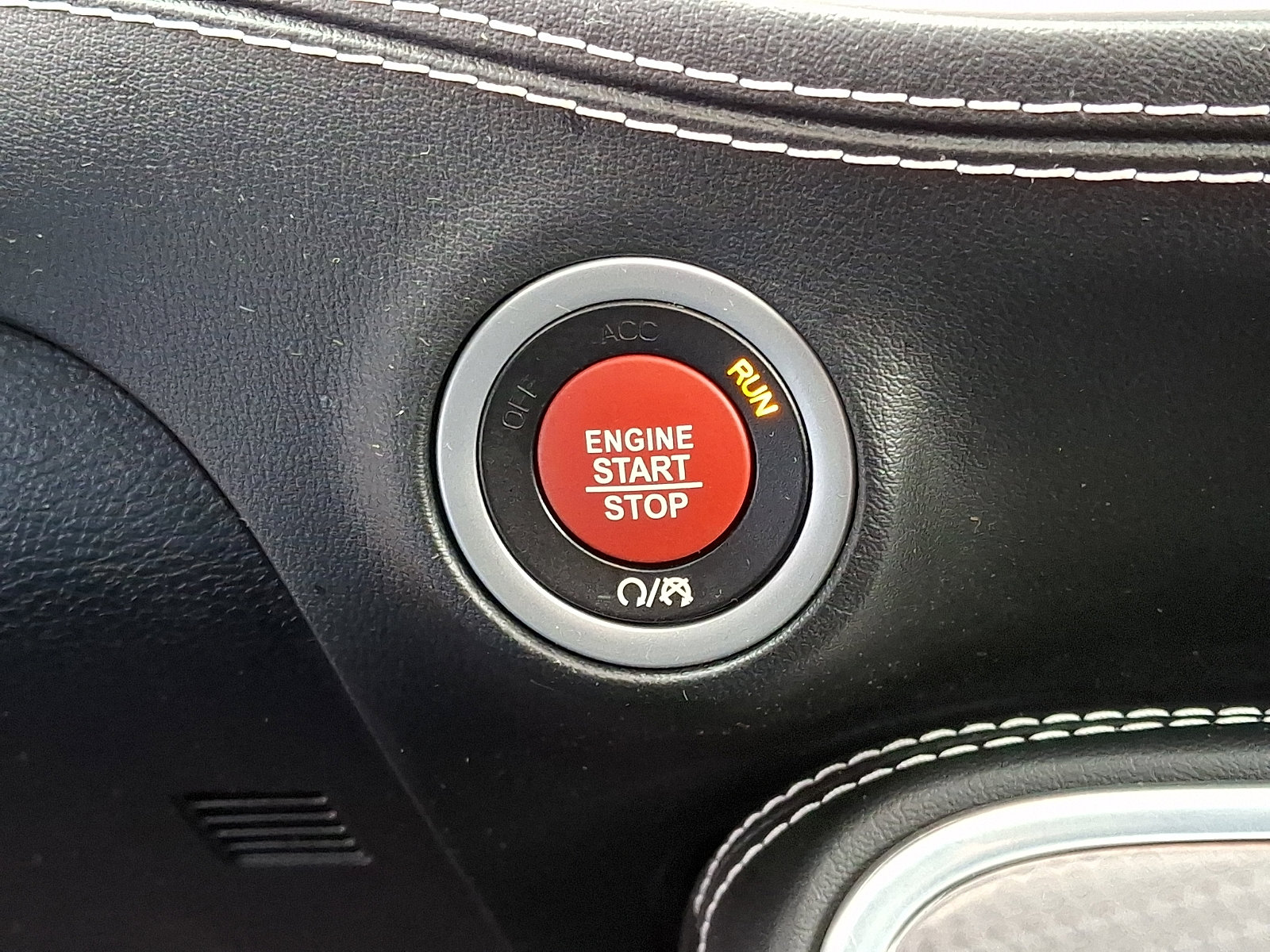 Used 2022 Dodge Challenger SRT Hellcat Redeye image 24