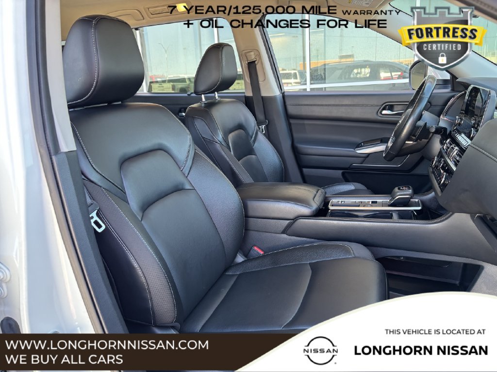 Used 2024 Nissan Pathfinder SL FWD image 22