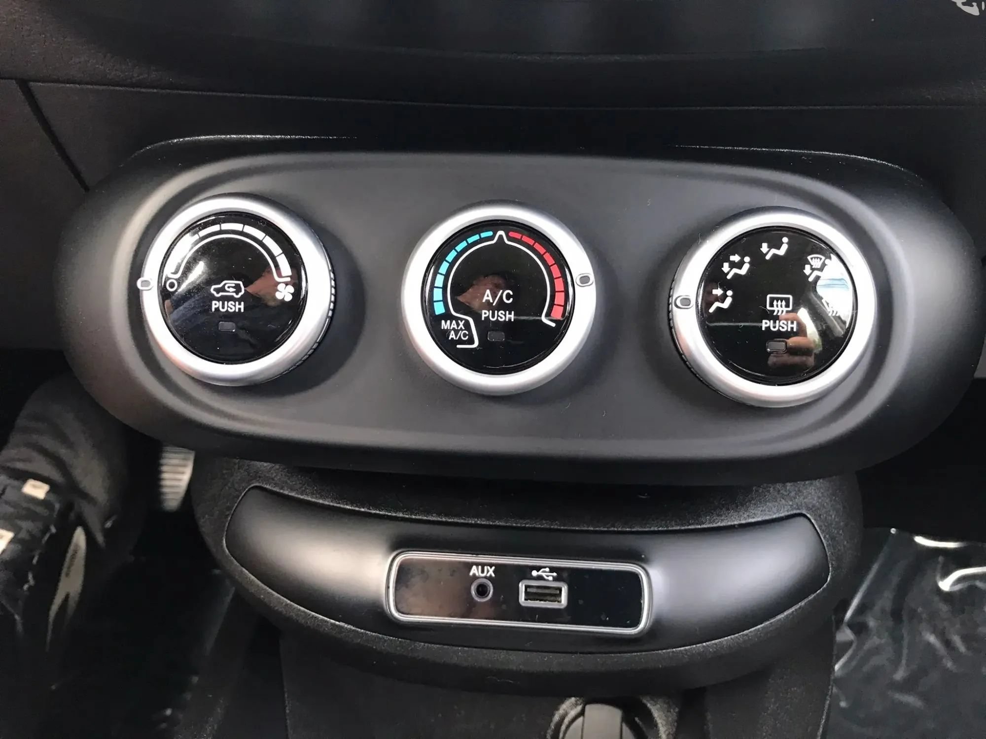 Used 2017 FIAT 500X Pop FWD image 23