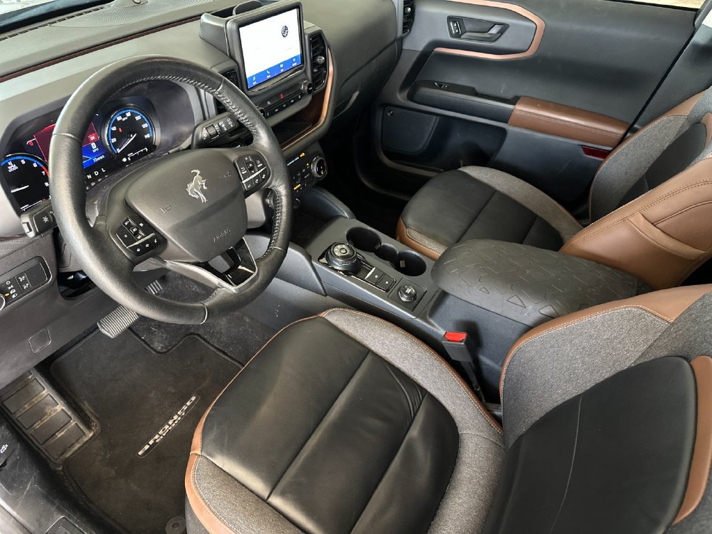 Used 2022 Ford Bronco Sport Outer Banks w/ Tech Package AWD/4WD image 9