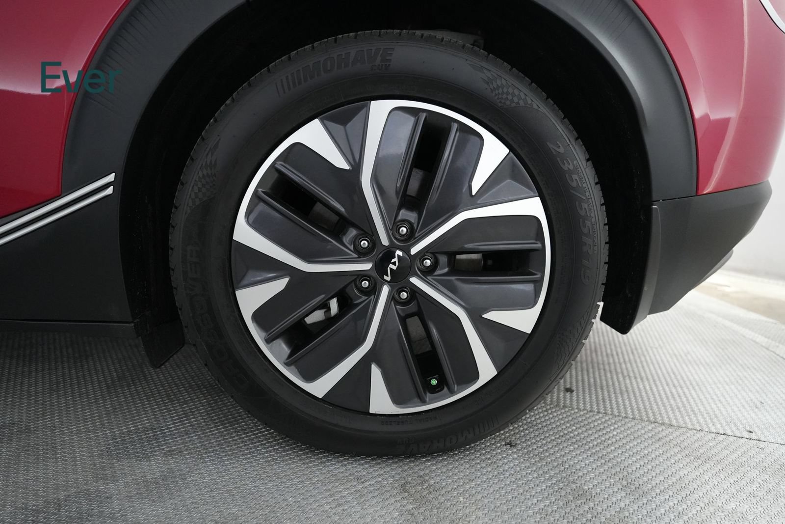 Used 2024 Kia EV6 Light RWD image 9