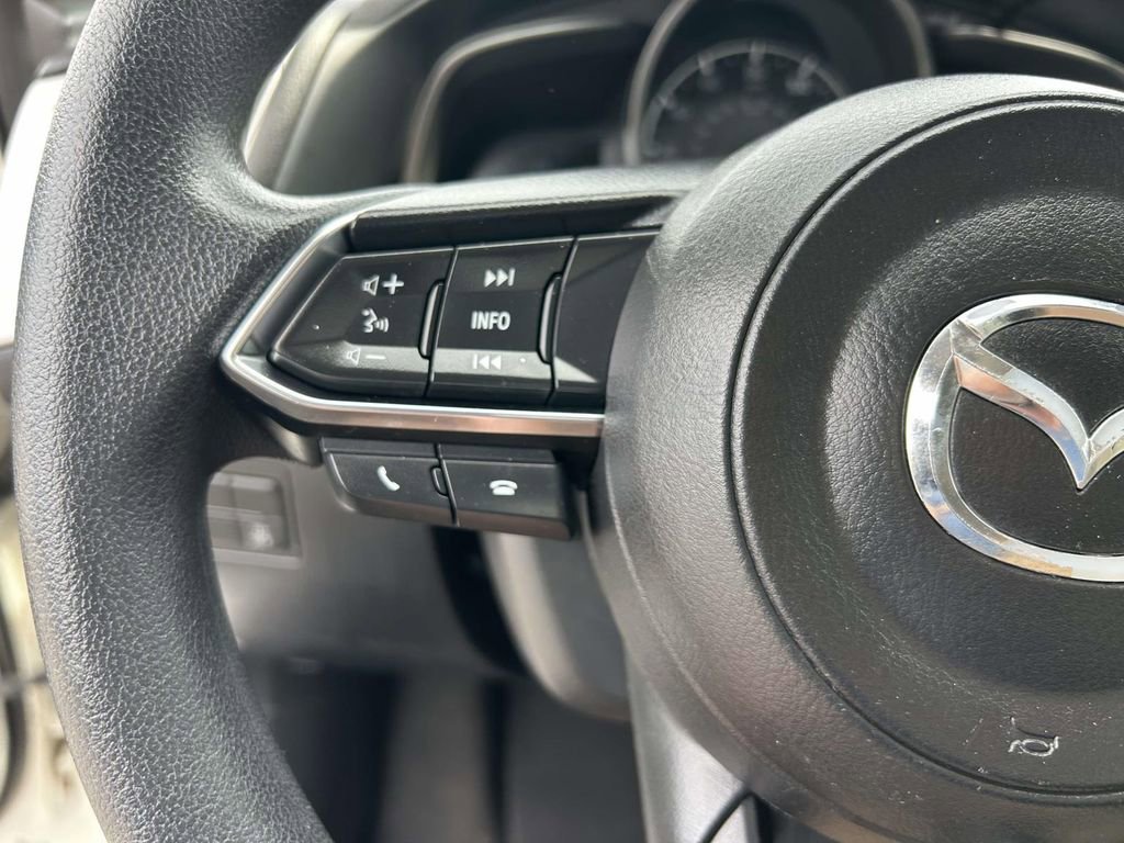 Used 2018 MAZDA MAZDA3 Sport FWD image 19