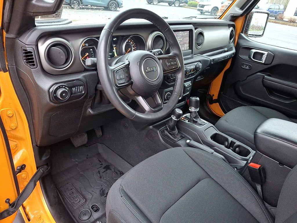 Used 2021 Jeep Wrangler Sport S image 2