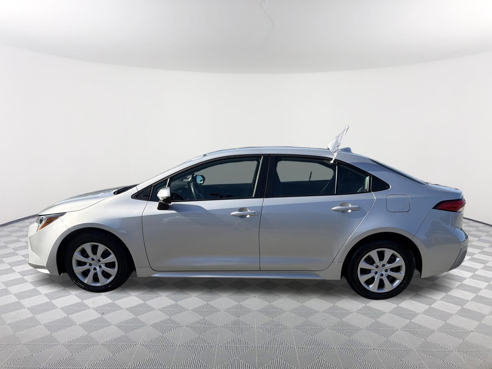 Certified 2025 Toyota Corolla LE w/ Convenience Package FWD image 14
