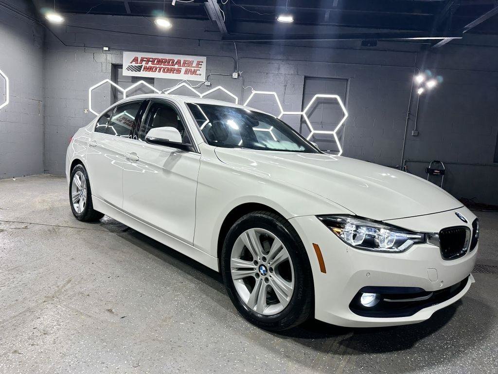 Used 2017 BMW 330i Sedan RWD image 8