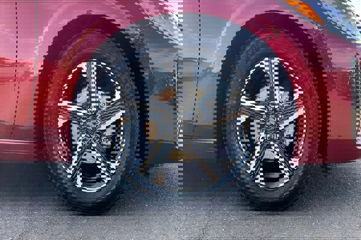 Used 2024 Nissan Sentra SV image 8