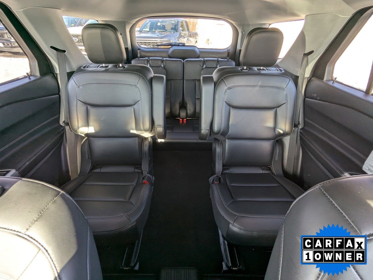 Certified 2022 Ford Explorer XLT w/ Equipment Group 202A image 16