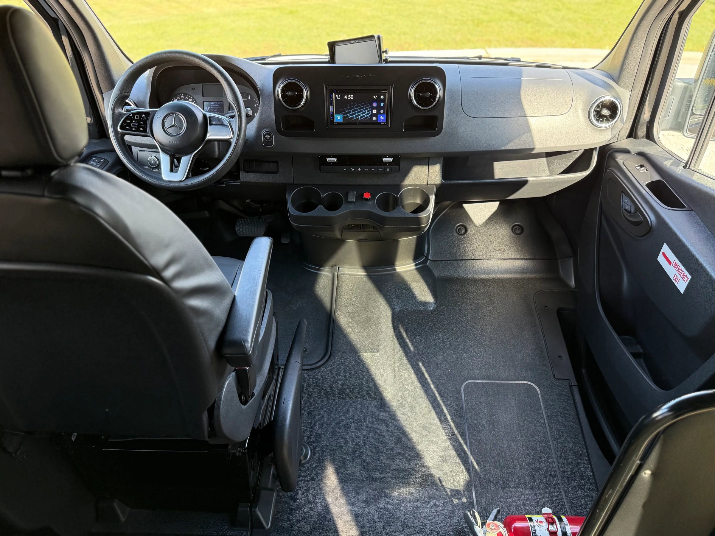 Used 2019 Mercedes-Benz Sprinter 3500 image 28