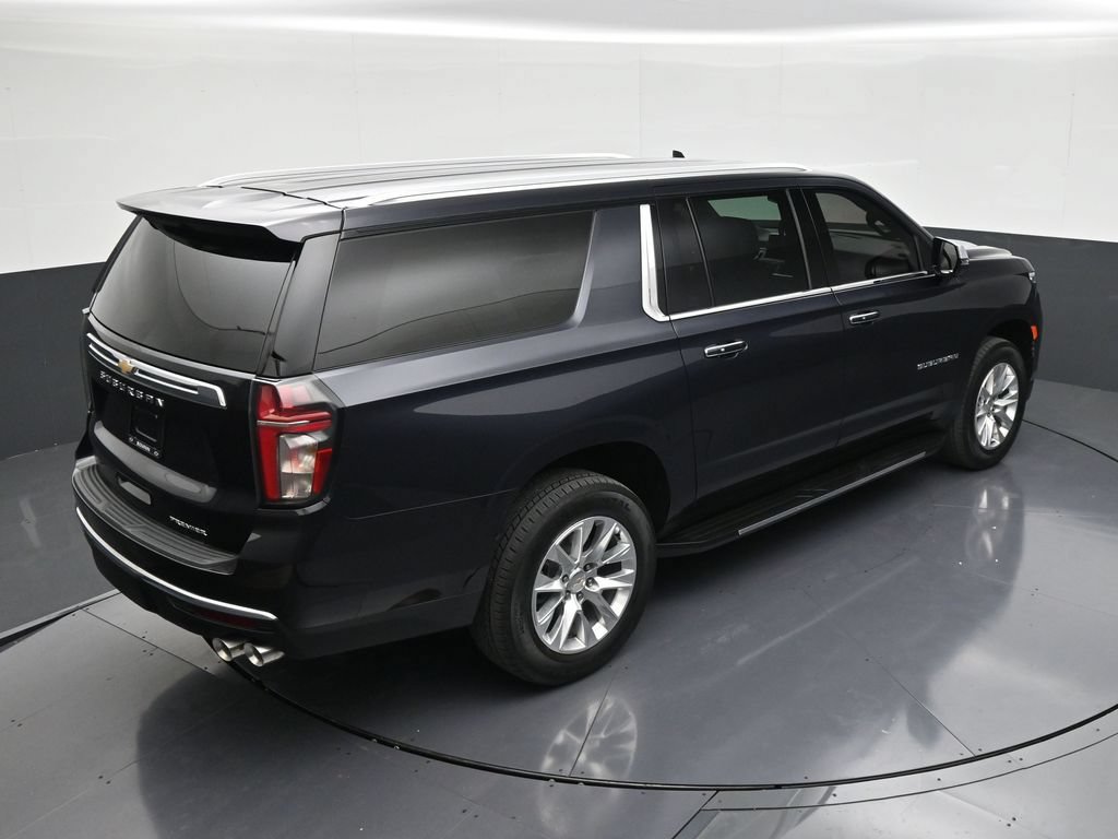 Used 2024 Chevrolet Suburban Premier AWD/4WD image 16