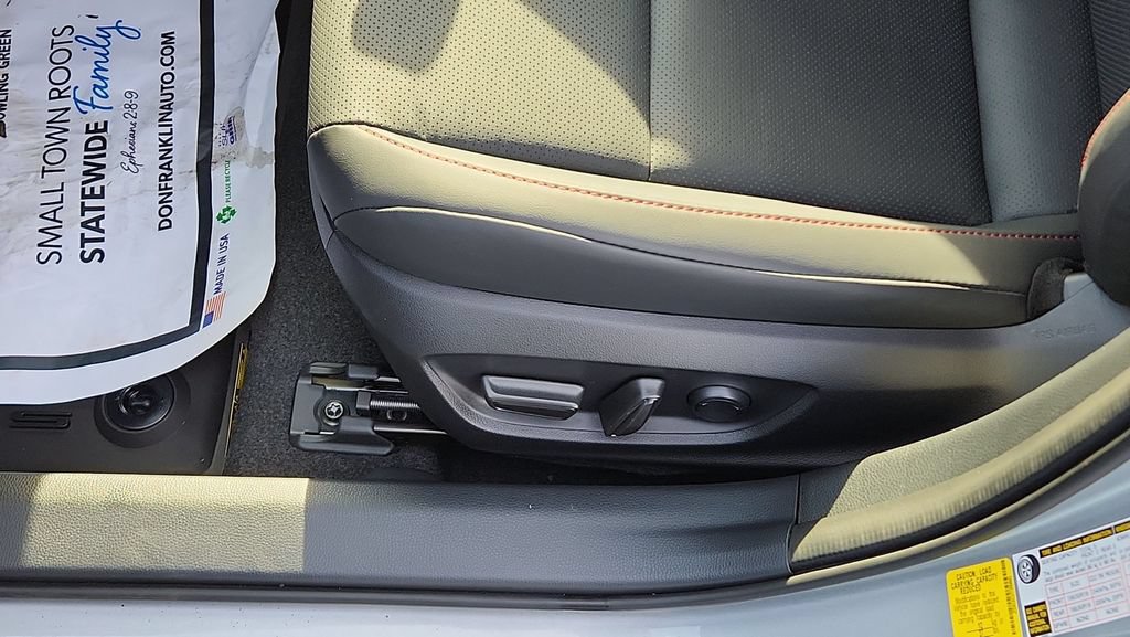 New 2026 Toyota Prius Plug-In Hybrid FWD image 16