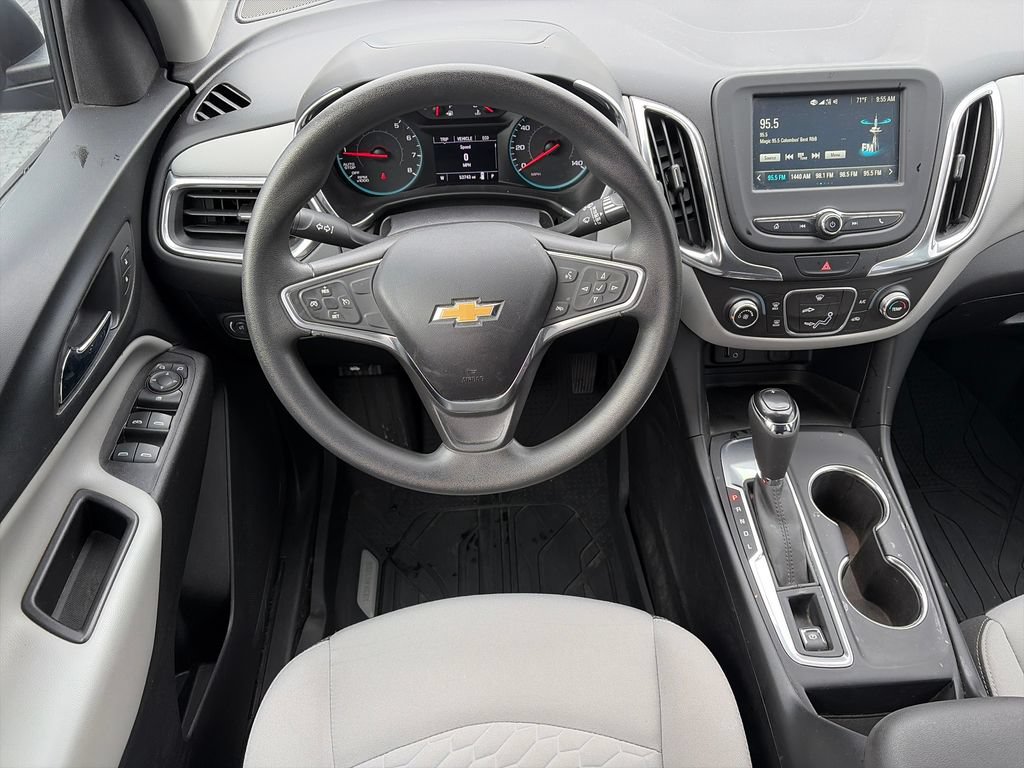 Used 2018 Chevrolet Equinox LS FWD image 11