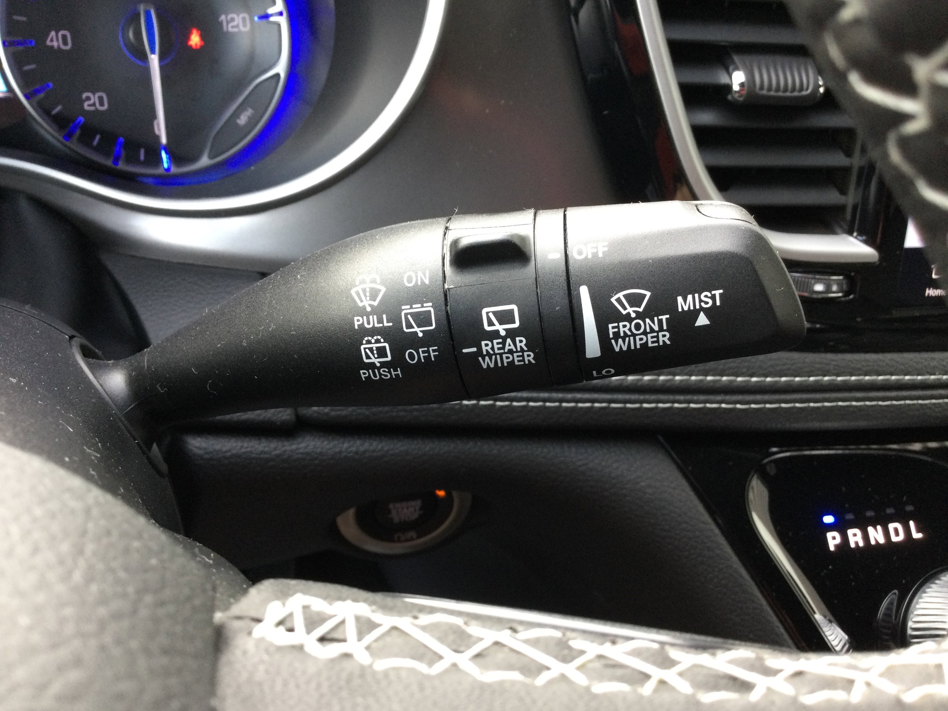 New 2025 Chrysler Pacifica Select image 16