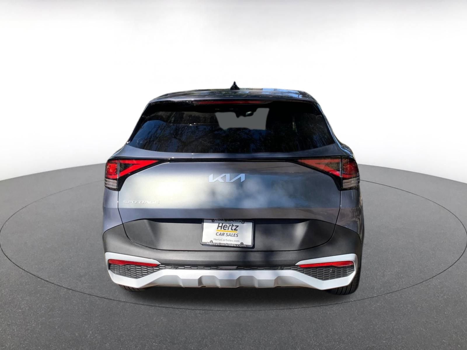 Used 2025 Kia Sportage LX image 6