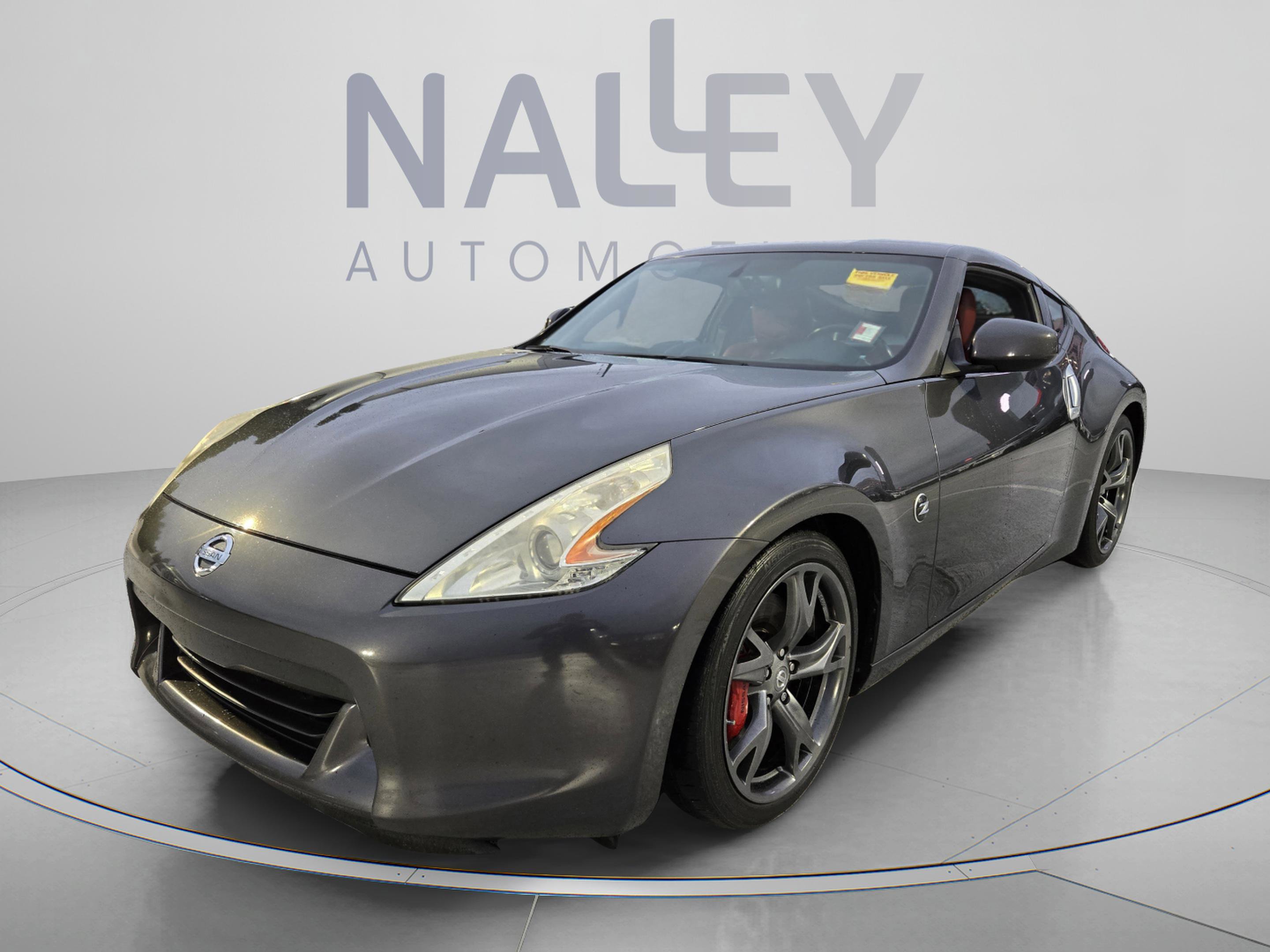 Used 2010 Nissan 370Z Touring w/ Sport Pkg RWD image 1