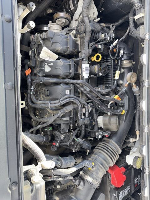 Used 2021 Ford Edge SE image 31