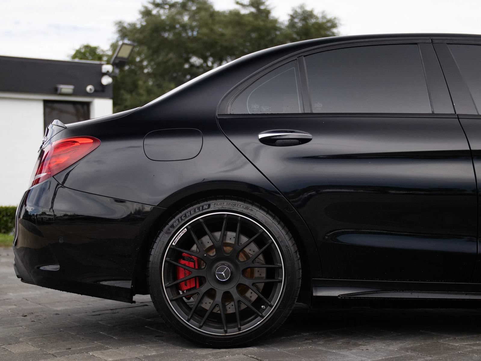 Used 2017 Mercedes-Benz C 63 AMG S image 18