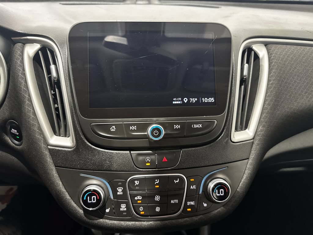 Used 2022 Chevrolet Malibu LT image 13