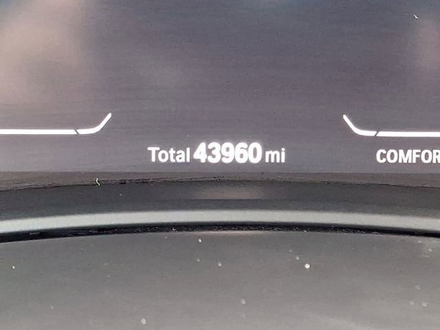 Used 2022 BMW X5 xDrive40i w/ Premium Package image 21