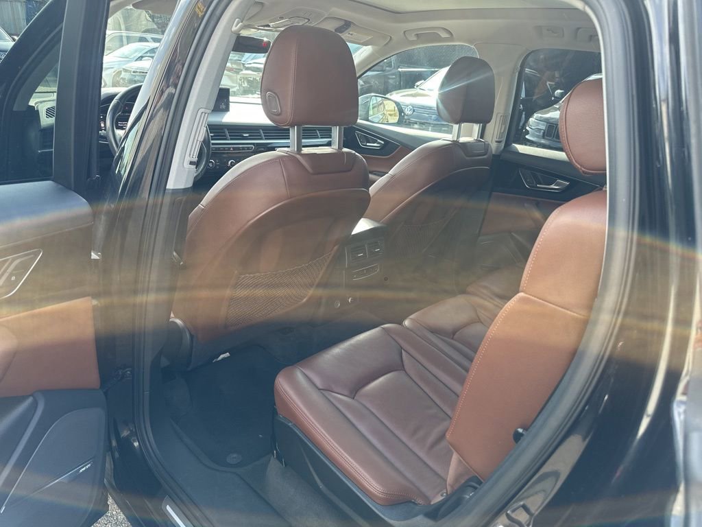 Used 2018 Audi Q7 3.0T Premium Plus w/ Premium Plus Package image 24