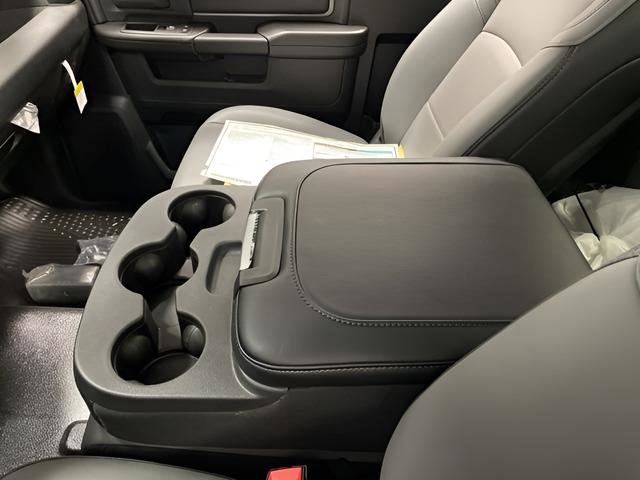 New 2024 RAM 2500 Tradesman w/ Chrome Appearance Group image 23