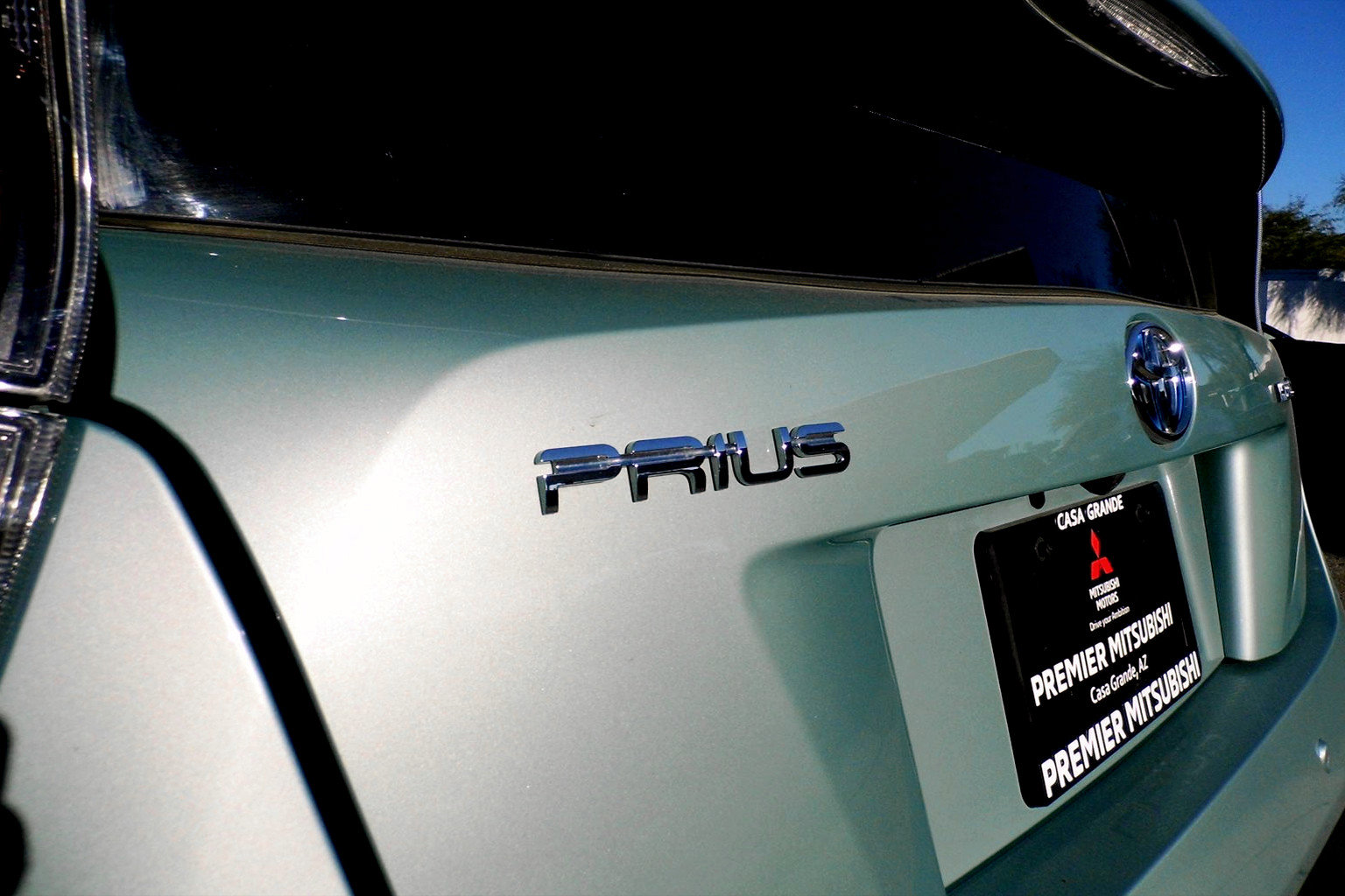 Used 2018 Toyota Prius Four Touring image 7