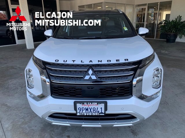 Used 2024 Mitsubishi Outlander SEL image 11
