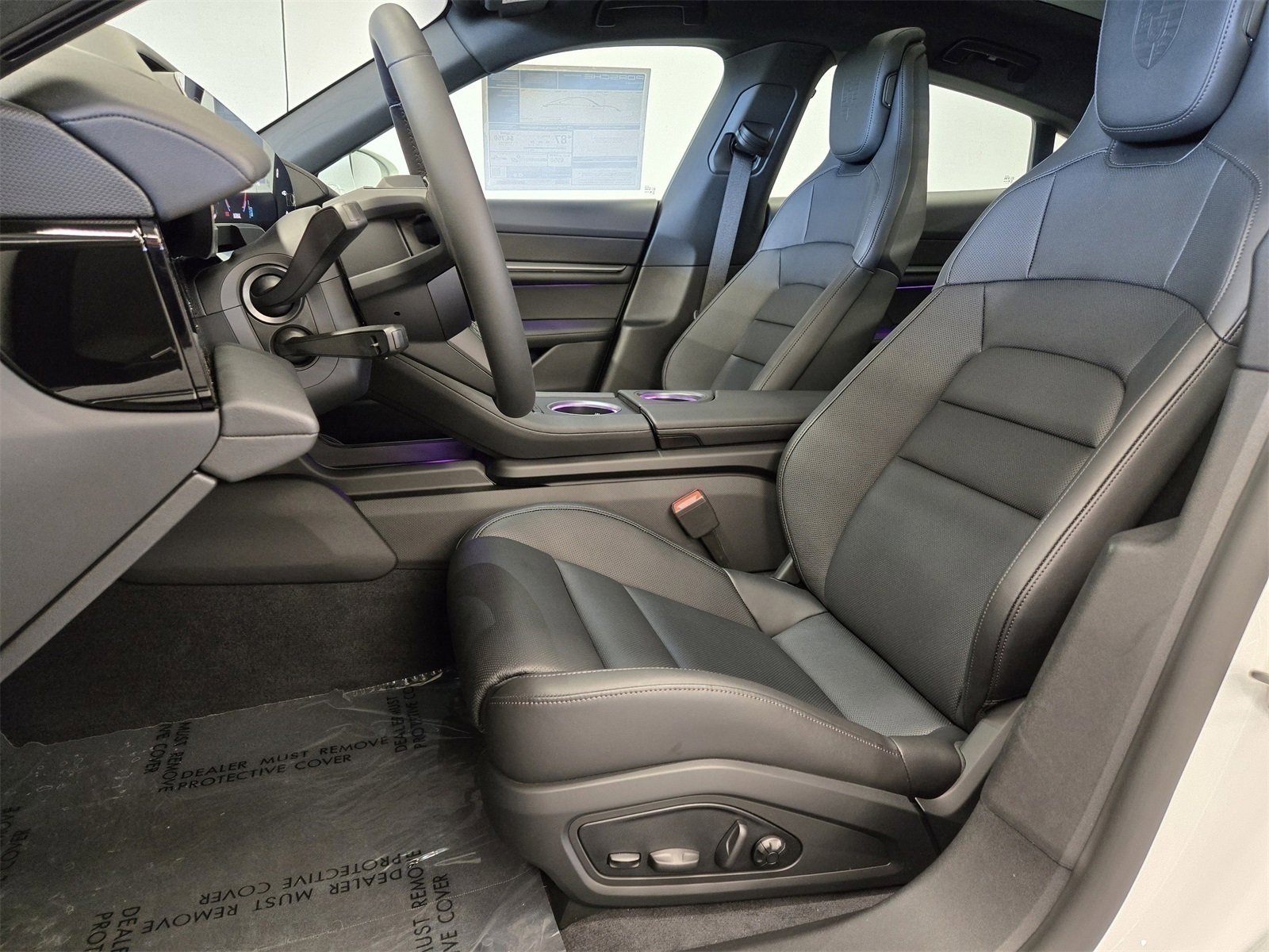 Used 2025 Porsche Taycan image 5