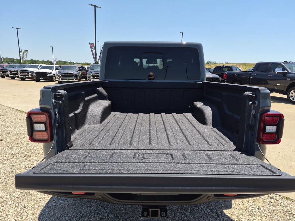 New 2026 Jeep Gladiator Rubicon AWD/4WD image 9