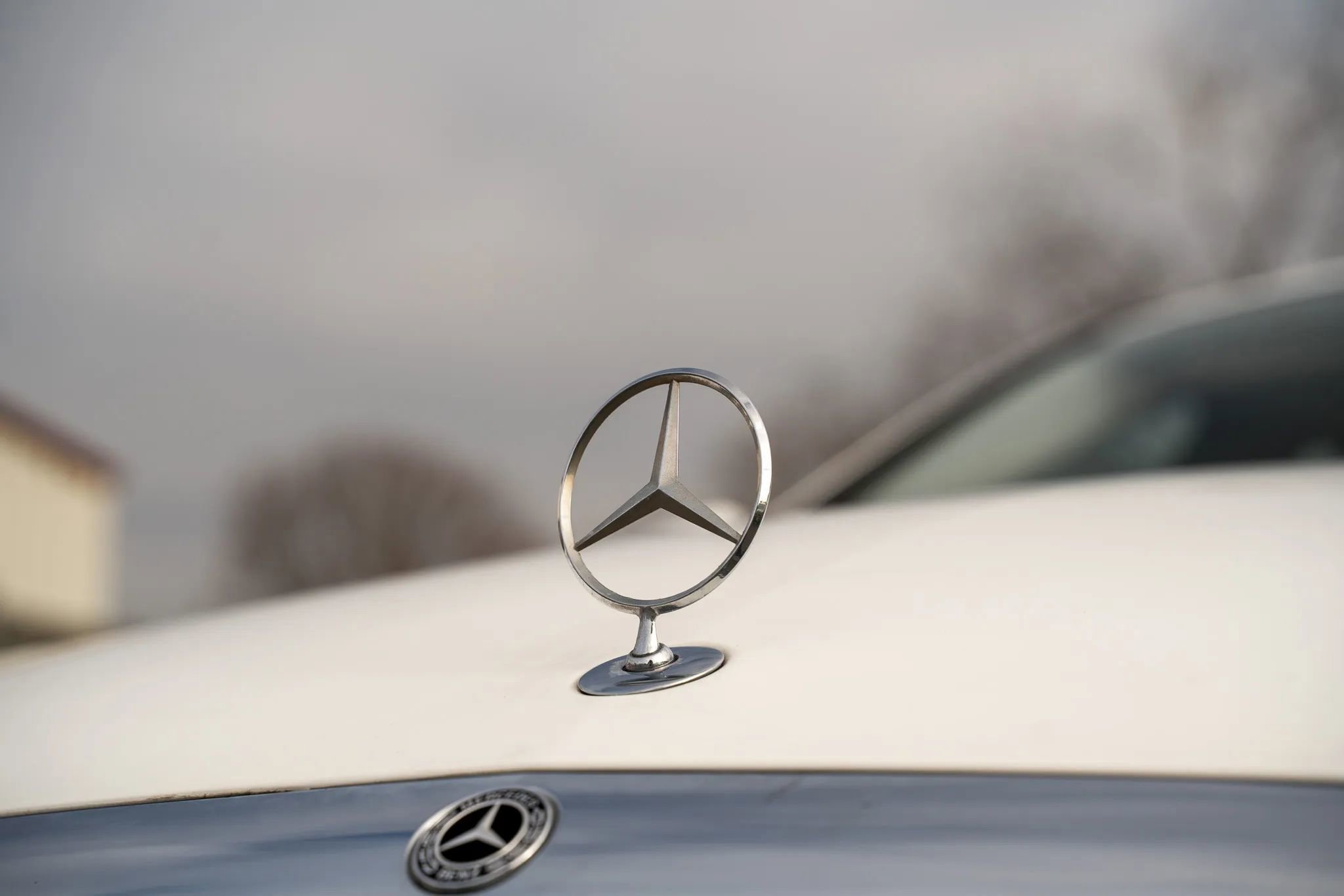 Used 2018 Mercedes-Benz E 300 4MATIC w/ Premium 1 Package image 35