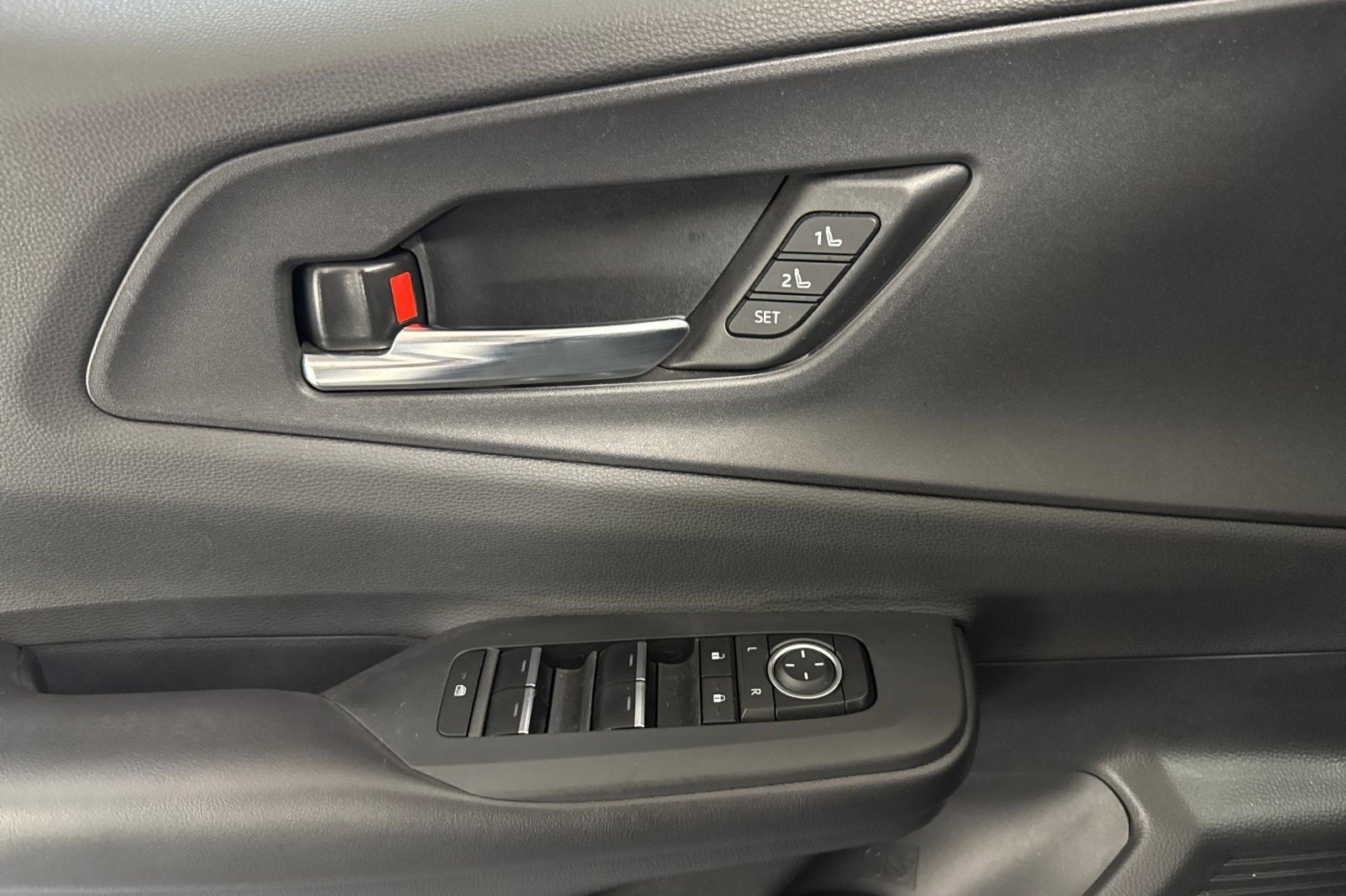 Used 2023 Toyota Prius Prime Premium image 13