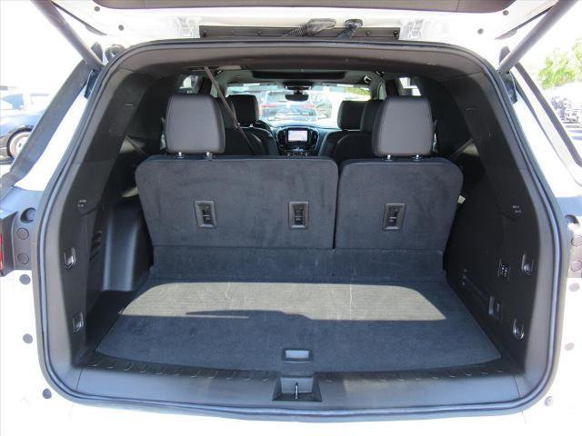 Used 2023 Chevrolet Traverse High Country FWD image 36