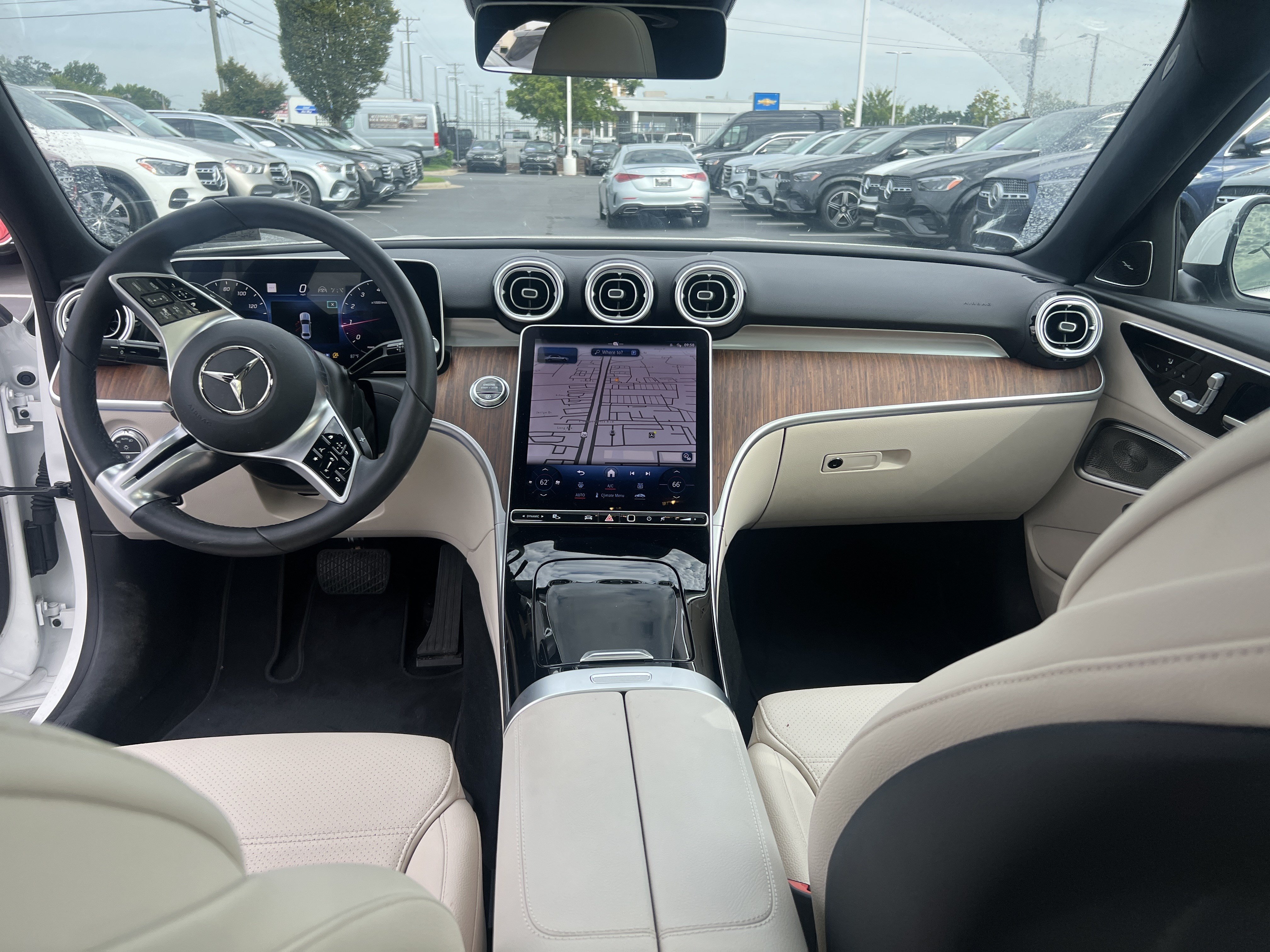 Used 2023 Mercedes-Benz C 300 4MATIC Sedan image 30