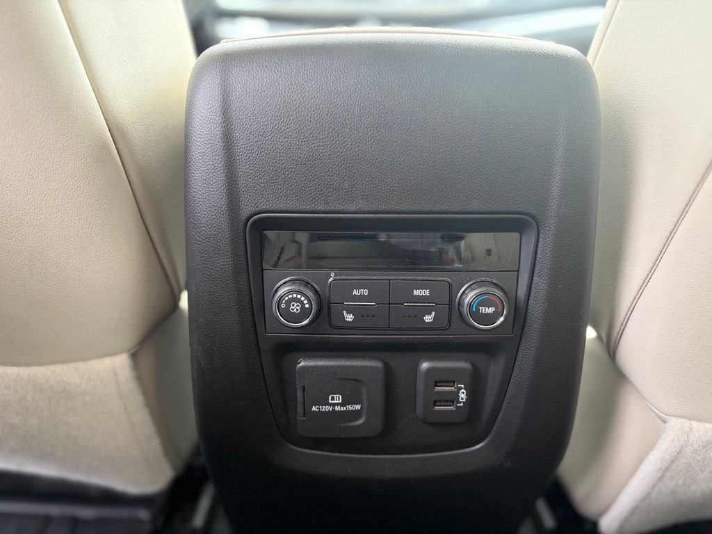 Used 2023 Buick Enclave Avenir w/ Avenir Technology Package AWD/4WD image 17