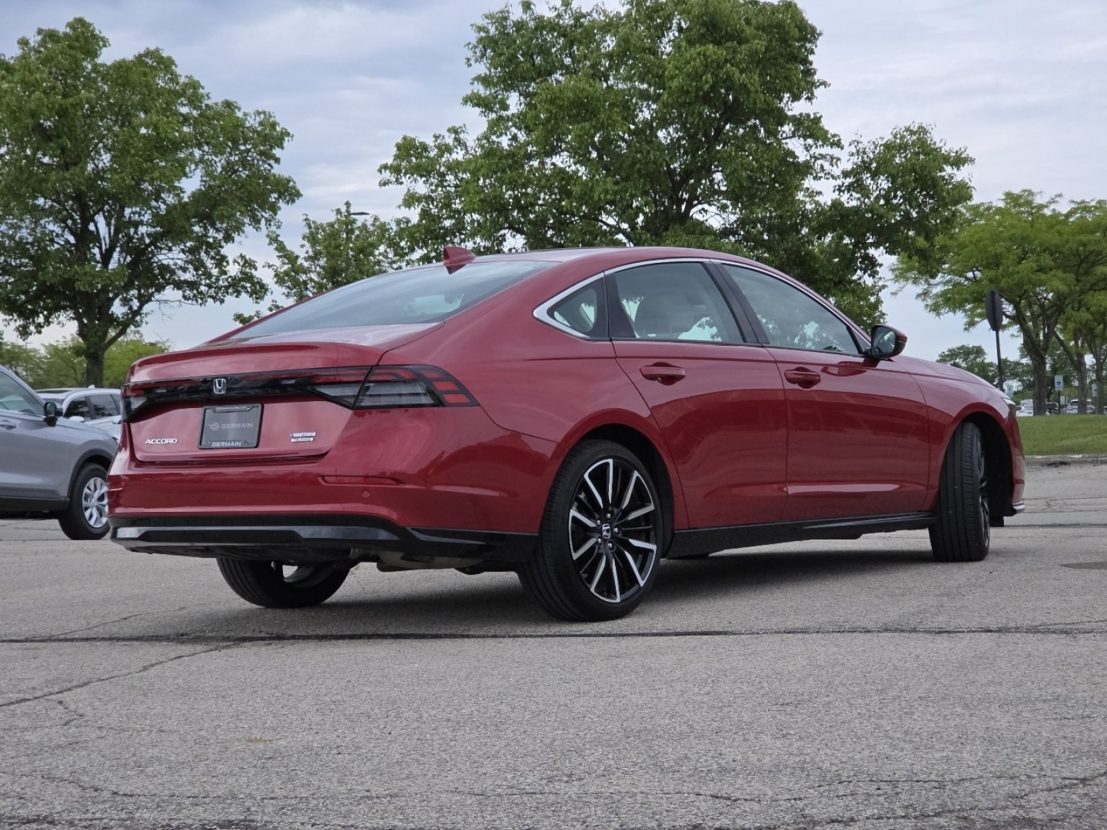 Certified 2025 Honda Accord Touring image 24