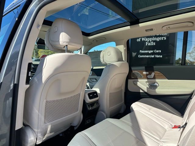 New 2026 Mercedes-Benz GLS 450 4MATIC image 18