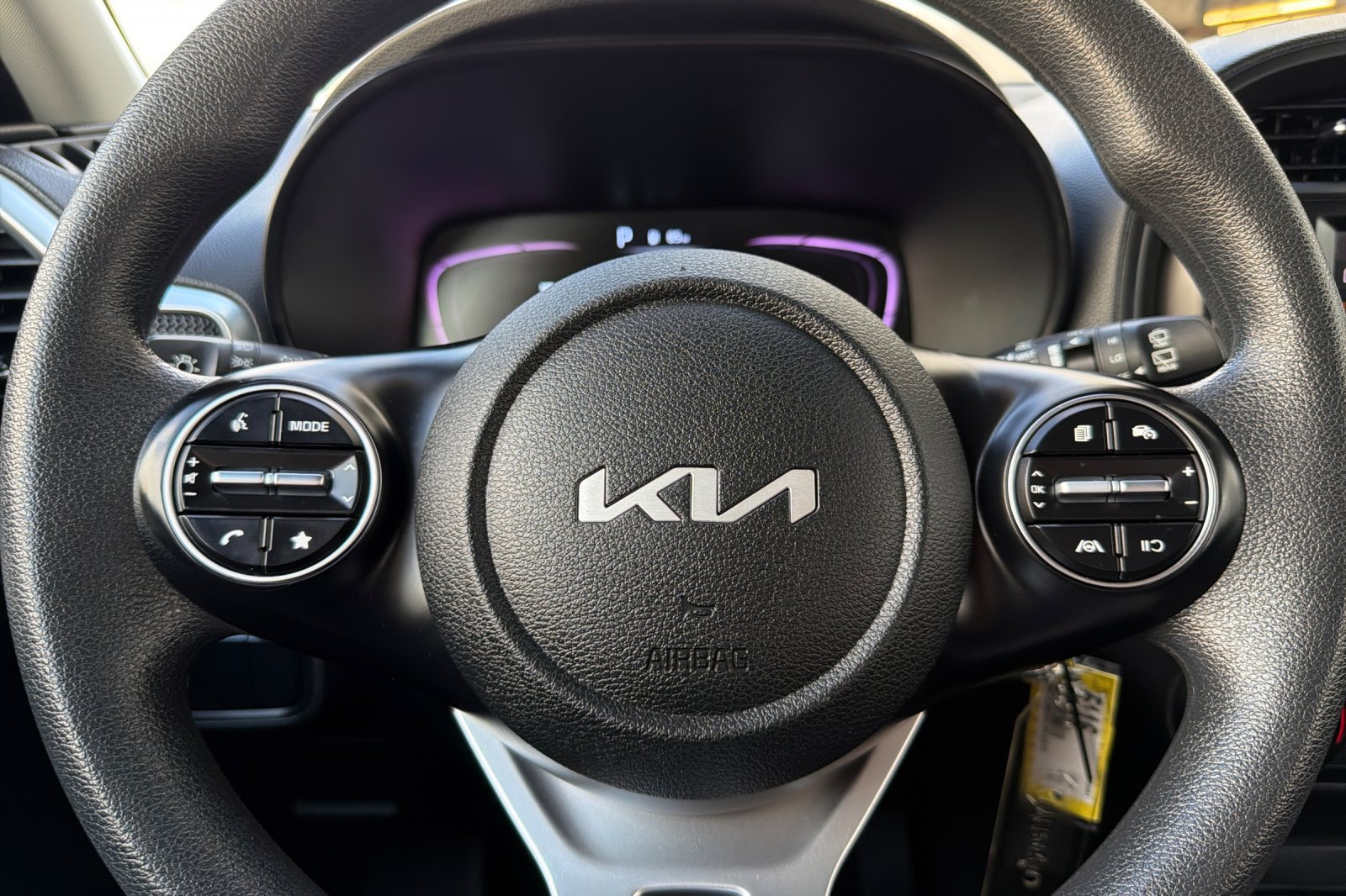 Used 2024 Kia Soul LX w/ LX Technology Package FWD image 22